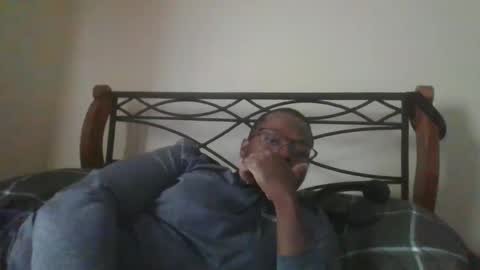 Mark online show from 09-10-25, 05:13