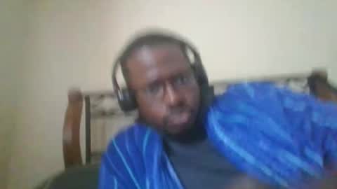 Mark online show from 10-19-25, 06:52