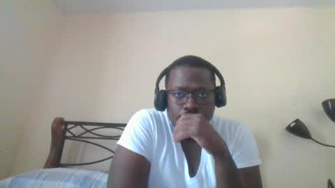 Snapshot of mbsupreme chatting on 07-12-26, 07:16 Mark online show from 07-12-26, 07:16