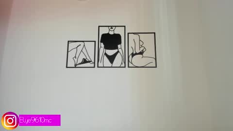 Snapshot of mcdonald_ellie chatting on 10-25-25, 06:46 Ellie online show from 10-25-25, 06:46