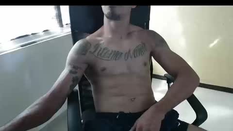 Snapshot of mckanna chatting on 01-15-26, 02:32 mckanna online show from 01-15-26, 02:32