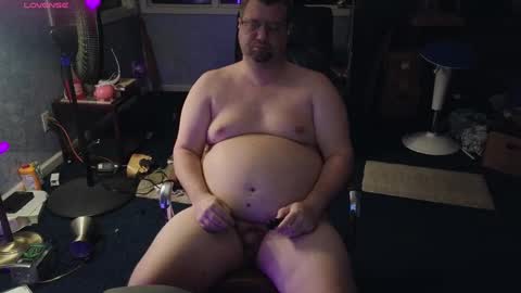 Snapshot of mckhero chatting on 12-22-24, 12:05 Sean online show from 12-22-24, 12:05