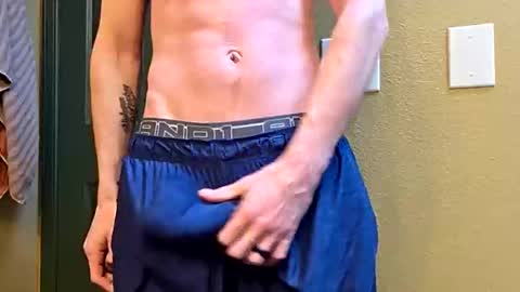 mclovinmackay online show from 03-29-26, 05:24