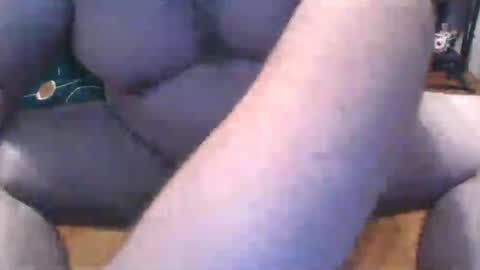 Snapshot of md2305 chatting on 06-12-26, 04:55 md2305 online show from 06-12-26, 04:55