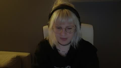 Roze online show from 05-23-26, 01:33