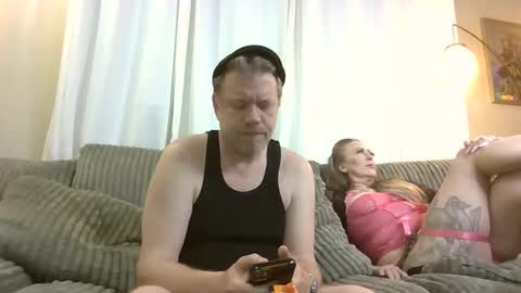 Snapshot of me2283 chatting on 05-27-26, 02:08 me2283 online show from 05-27-26, 02:08