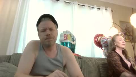 Snapshot of me2283 chatting on 05-29-26, 01:53 me2283 online show from 05-29-26, 01:53