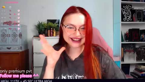 Snapshot of me_hanna chatting on 11-08-25, 10:30 Hanna online show from 11-08-25, 10:30