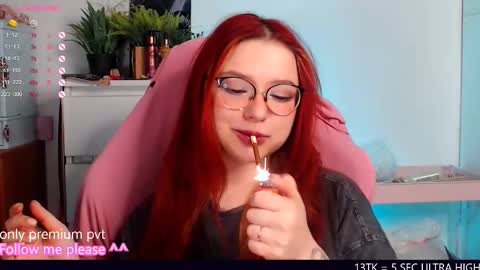 Snapshot of me_hanna chatting on 11-10-25, 12:09 Hanna online show from 11-10-25, 12:09