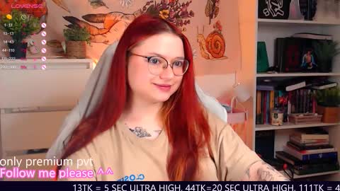 Snapshot of me_hanna chatting on 11-30-25, 01:31 Hanna online show from 11-30-25, 01:31