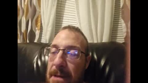 Snapshot of meatinyourgrill chatting on 10-22-25, 05:19 meatinyourgrill online show from 10-22-25, 05:19