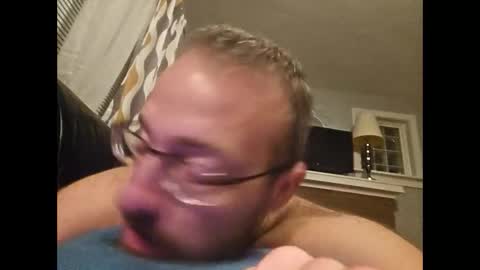 Snapshot of meatinyourgrill chatting on 10-24-25, 05:04 meatinyourgrill online show from 10-24-25, 05:04