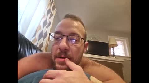 Snapshot of meatinyourgrill chatting on 10-26-25, 02:12 meatinyourgrill online show from 10-26-25, 02:12