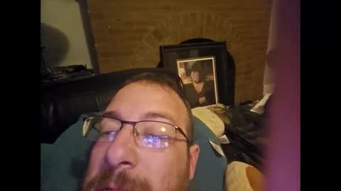 Snapshot of meatinyourgrill chatting on 10-27-25, 03:32 meatinyourgrill online show from 10-27-25, 03:32