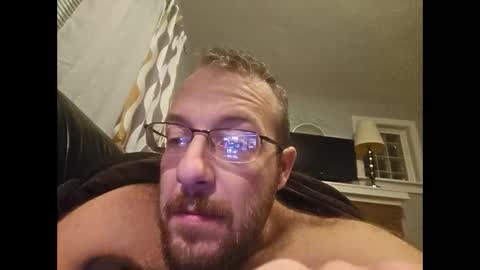 Snapshot of meatinyourgrill chatting on 10-29-25, 04:48 meatinyourgrill online show from 10-29-25, 04:48