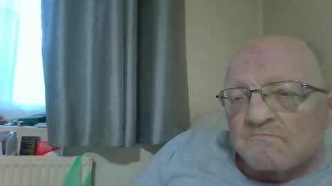 Snapshot of mecos539 chatting on 04-22-26, 07:04 mecos539 online show from 04-22-26, 07:04