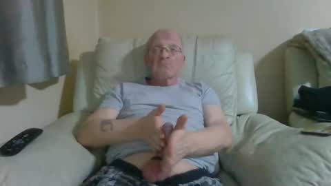 Snapshot of mecos539 chatting on 04-24-26, 10:45 mecos539 online show from 04-24-26, 10:45