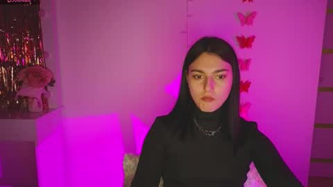 Snapshot of medina_andress chatting on 03-06-25, 04:38 Dina online show from 03-06-25, 04:38