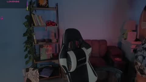 Coral online show from 03-22-26, 02:37