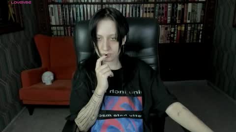 Medusa online show from 10-10-25, 10:14