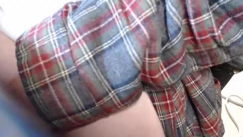 Snapshot of mee9090e900 chatting on 02-17-26, 12:34 mee9090e900 online show from 02-17-26, 12:34