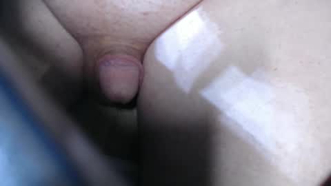 Snapshot of mee9090e900 chatting on 03-07-26, 02:25 mee9090e900 online show from 03-07-26, 02:25