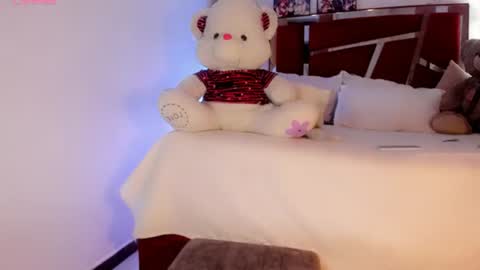 MelanyAlejandra online show from 07-16-26, 11:49