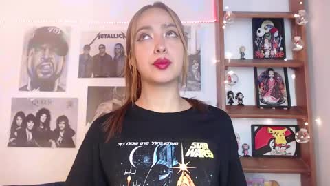 Snapshot of meeowlody chatting on 01-13-25, 04:41 Emily online show from 01-13-25, 04:41