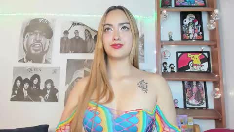 Snapshot of meeowlody chatting on 10-28-25, 09:28 Emily online show from 10-28-25, 09:28