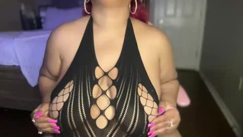 Snapshot of meetsouthernpeach chatting on 01-05-25, 08:10 Southern Peach online show from 01-05-25, 08:10