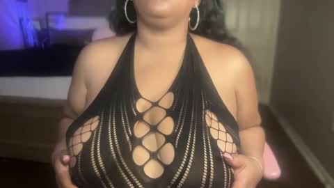 Snapshot of meetsouthernpeach chatting on 02-22-25, 05:55 Southern Peach online show from 02-22-25, 05:55