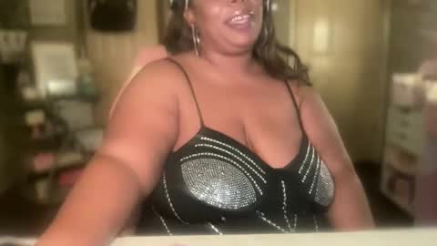 Southern Peach online show from 12-03-25, 04:49