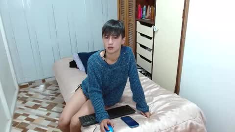 Snapshot of megan538687 chatting on 02-23-26, 12:02 Megan seanz online show from 02-23-26, 12:02