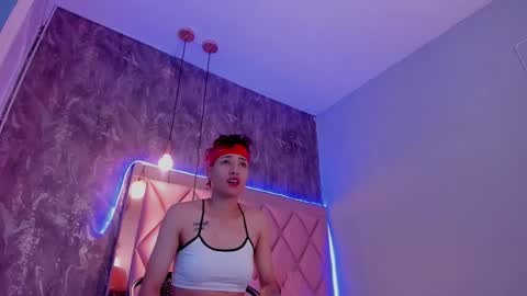 M E G A N online show from 01-04-25, 07:02