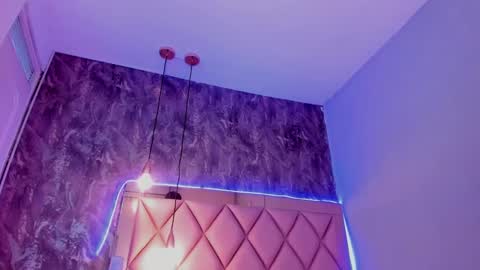 M E G A N online show from 01-04-25, 10:13