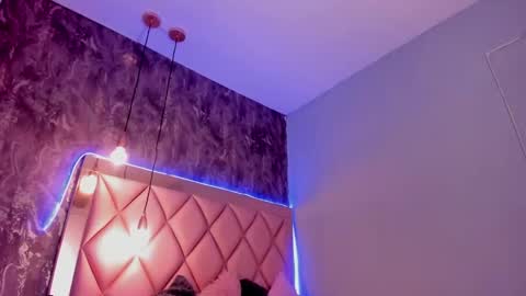 M E G A N online show from 01-08-25, 06:41