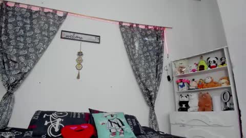 M E G A N online show from 09-19-25, 07:25