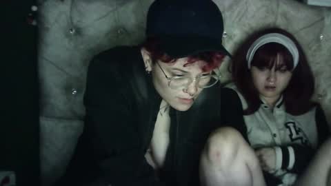 Megan and sophi online show from 01-11-25, 08:43