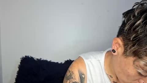 Megan and sophi online show from 09-19-25, 02:57