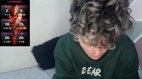 Megan and sophi online show from 10-18-25, 01:41