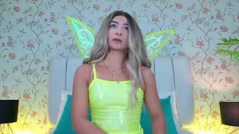 Snapshot of megan_cruzgb chatting on 10-14-25, 12:50 Carolina Paez online show from 10-14-25, 12:50