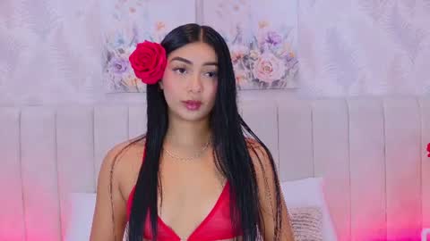 Snapshot of megan_cruzgb chatting on 07-18-26, 12:31 Carolina Paez online show from 07-18-26, 12:31