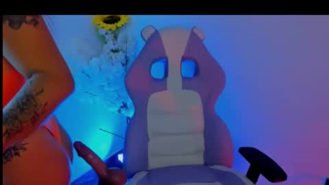 Snapshot of megan_foxxx_03 chatting on 04-10-26, 05:23 Megan online show from 04-10-26, 05:23