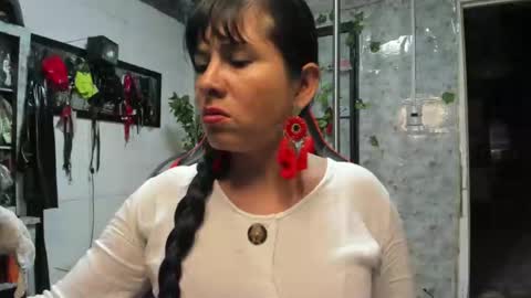 megan grace 20 online show from 01-30-25, 11:02