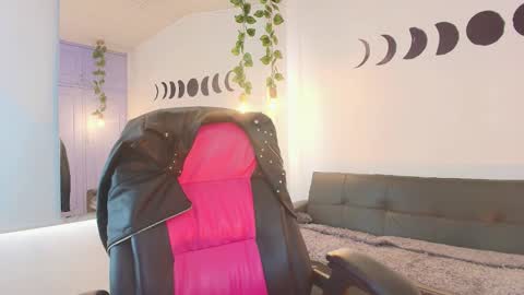 Snapshot of megan_hottts chatting on 01-17-26, 02:22 megan_hottts online show from 01-17-26, 02:22