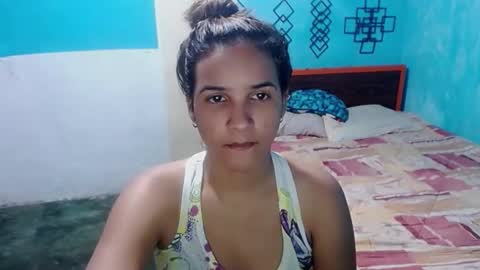 Snapshot of megan_little_ chatting on 12-23-24, 02:24 amanda online show from 12-23-24, 02:24