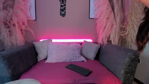 Snapshot of megan_moore__ chatting on 01-11-25, 11:56 online show from 01-11-25, 11:56