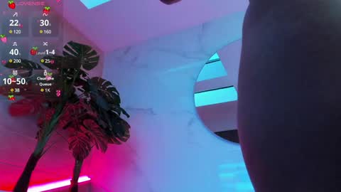 Snapshot of megan_moore__ chatting on 01-25-25, 12:05 online show from 01-25-25, 12:05