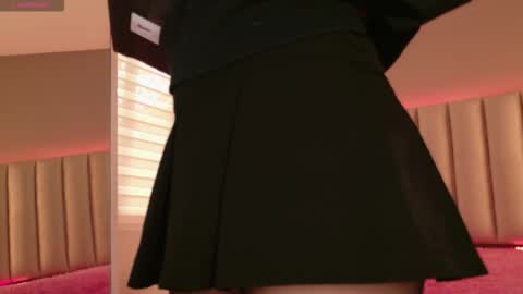 Snapshot of megan_moore__ chatting on 09-25-25, 12:09 online show from 09-25-25, 12:09