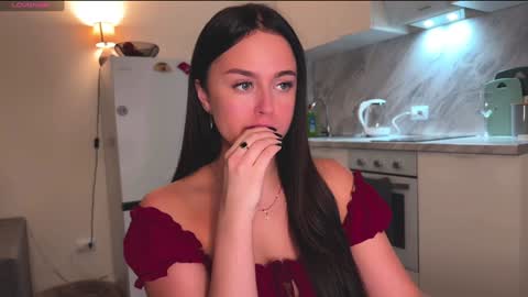 Snapshot of megan_nilson chatting on 01-05-25, 03:53 Megan online show from 01-05-25, 03:53